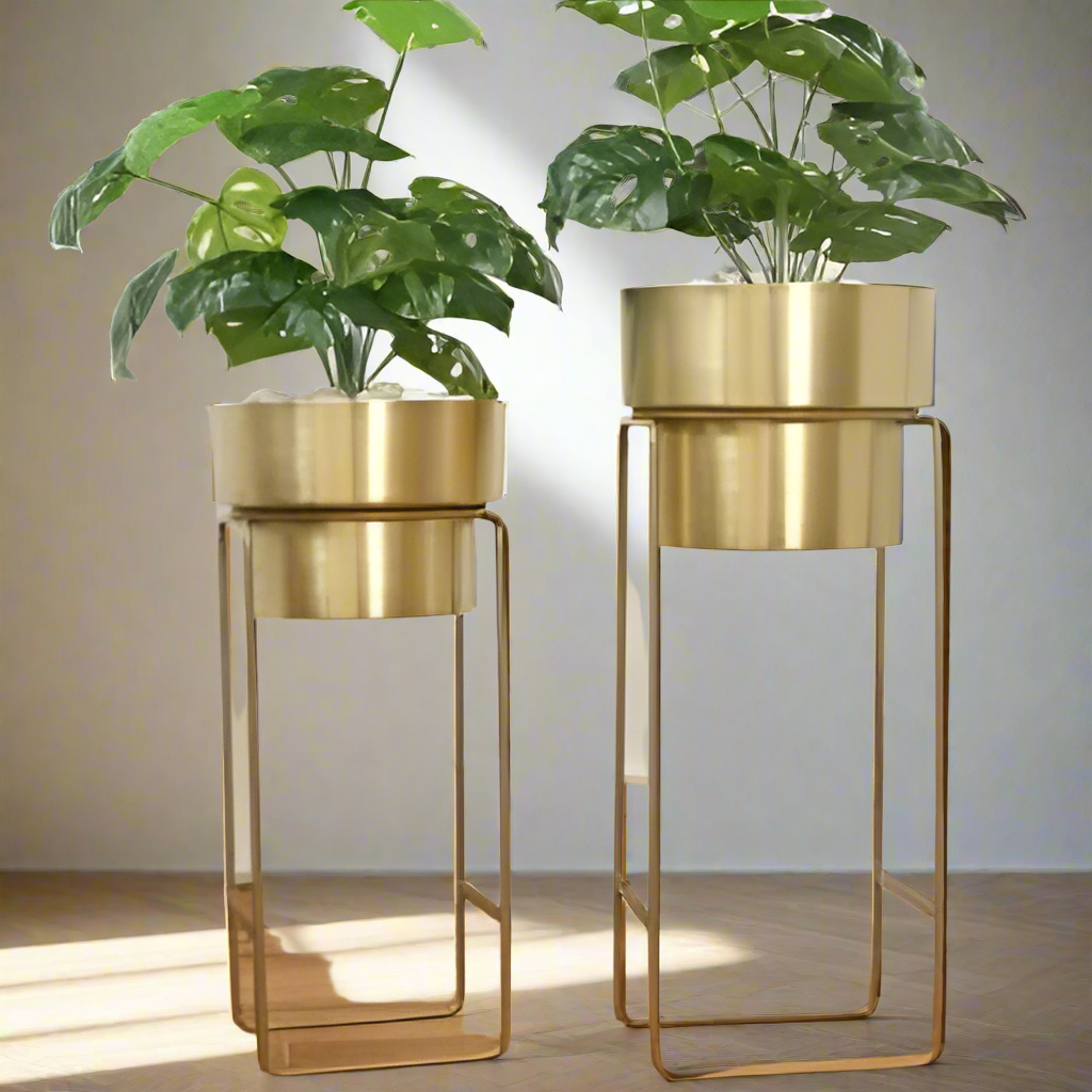 Gold Metal Planter- Set of 2