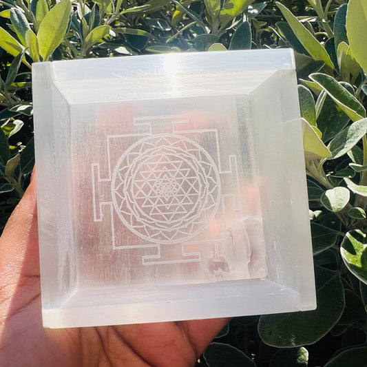 Selenite Charging Tray – Crystal Cleansing & Charging – Reiki Healing Crystal Aura Chakra